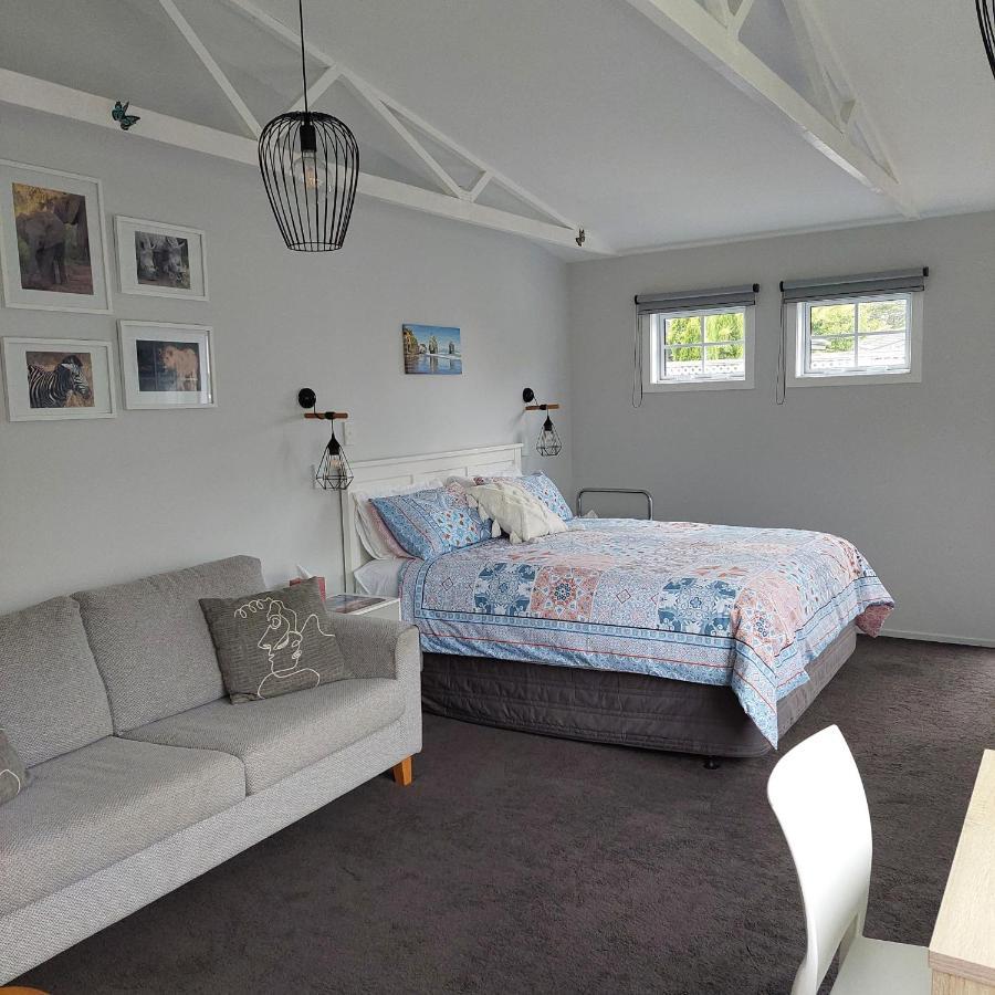 Welbourn Accommodation 新普利茅斯 外观 照片