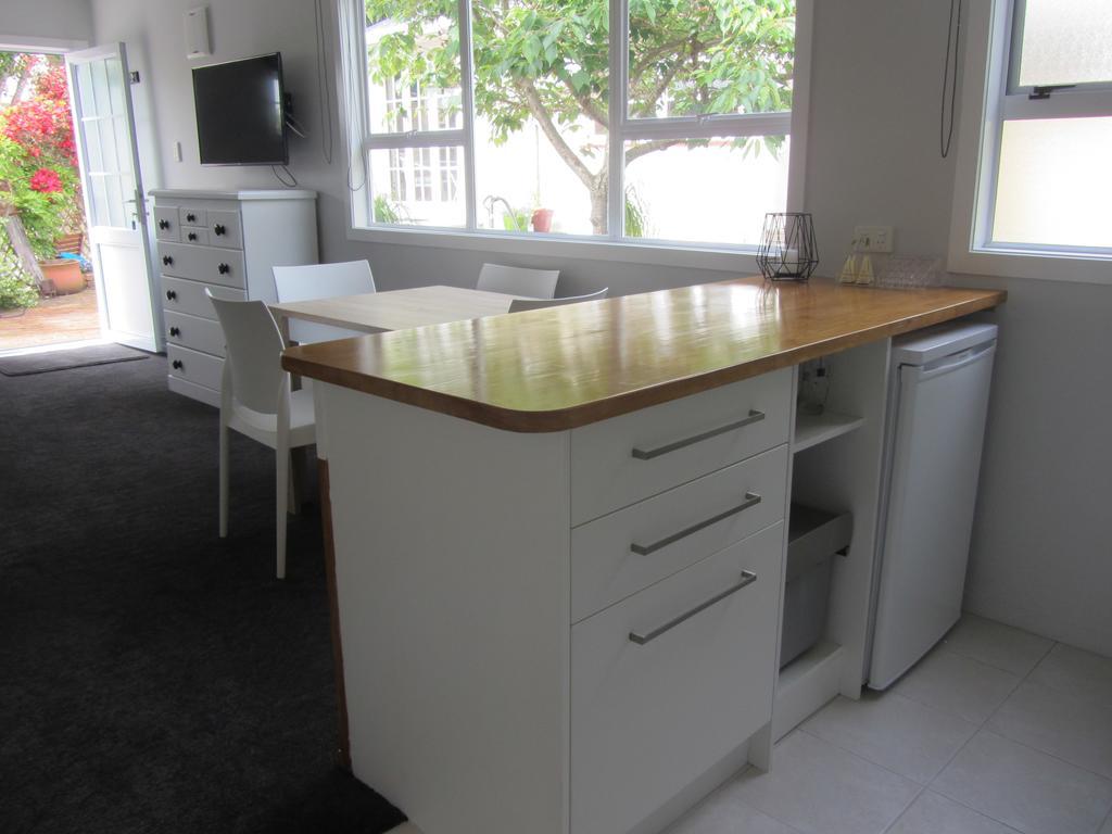 Welbourn Accommodation 新普利茅斯 外观 照片